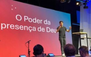 Kaká compartilha fé em encontro religioso para homens