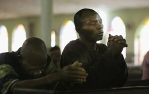 Nigéria: governo nega sequestro de cristãos, igrejas contestam