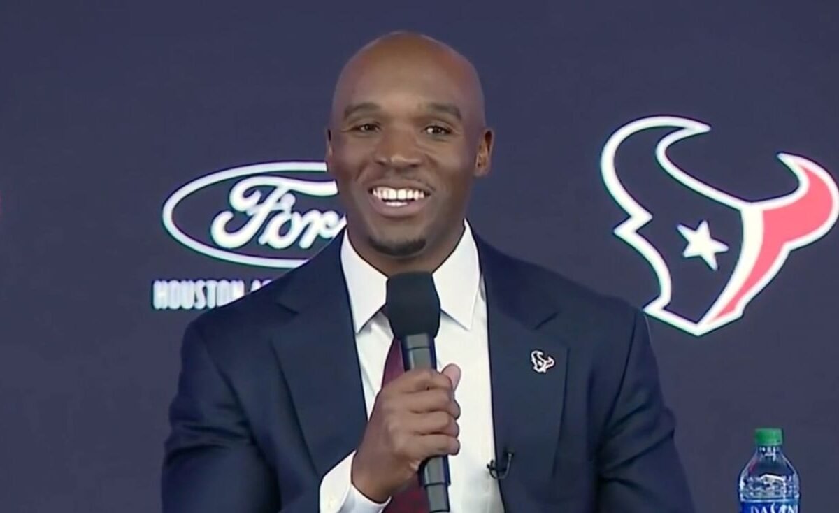 “Técnico Credita Classificação à Fé em Jesus”