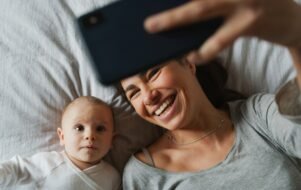 Priorizar a segurança dos filhos online é mais importante do que a fama nas redes sociais.